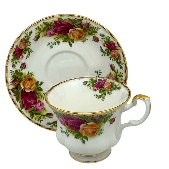 Royal Albert Other - Royal Albert Old Country Roses 1962 Tea Cup and Saucer Bone China England Floral